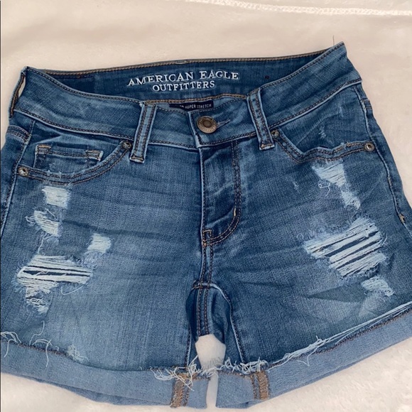 American Eagle Shorts - Picture 4 of 4